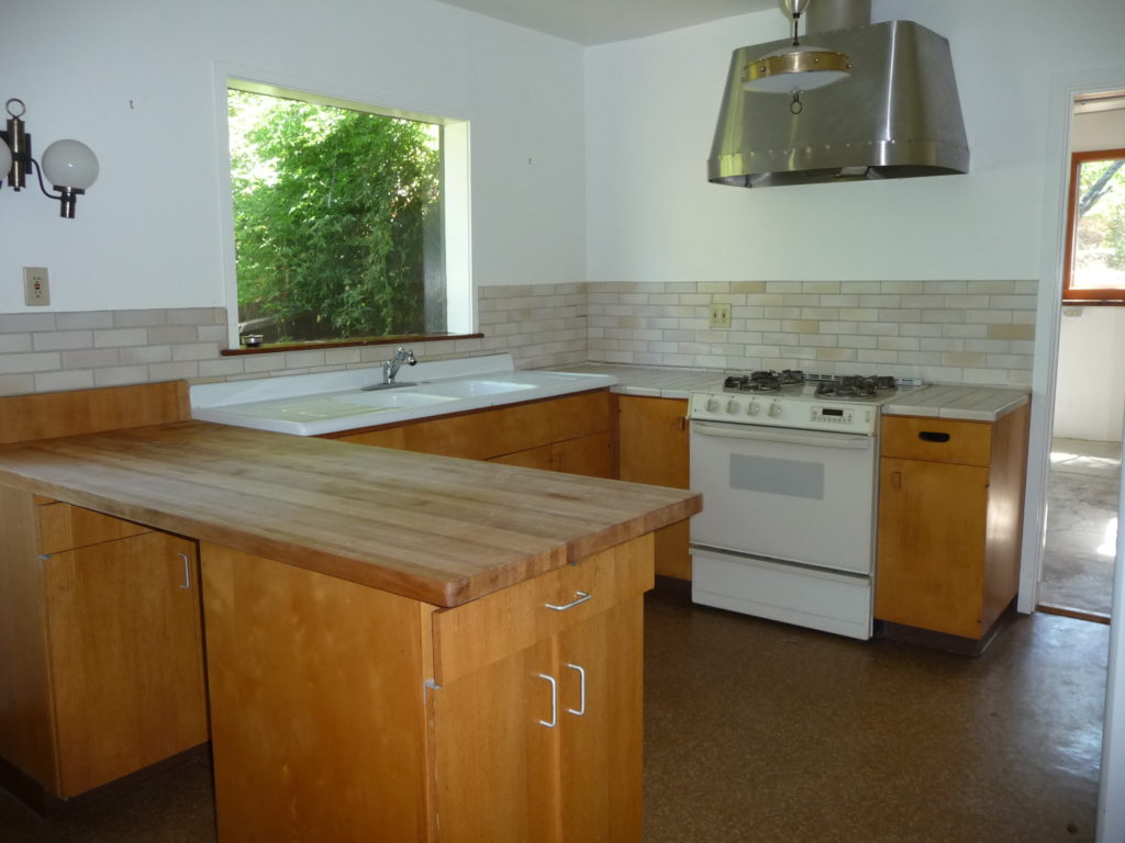 24 Palm Avenue, Kitchen : Marin Realty Group